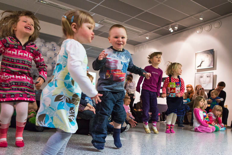 Taidetalo_Pessi-2040_3425_12